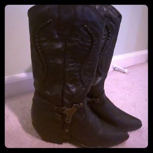 Maine Woods black cowboy boots